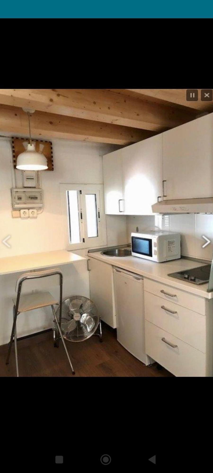바르셀로나 Mini Piso Con Escaleras 아파트 외부 사진